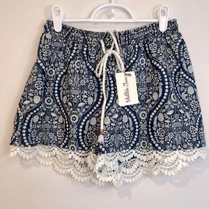 NWT Matilda Jane Joanna Gaines Hello Darlin Paisley Crochet Shorts Size Small